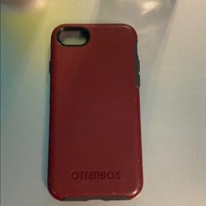 Maroon/ Grey Otterbox Case Iphone 8